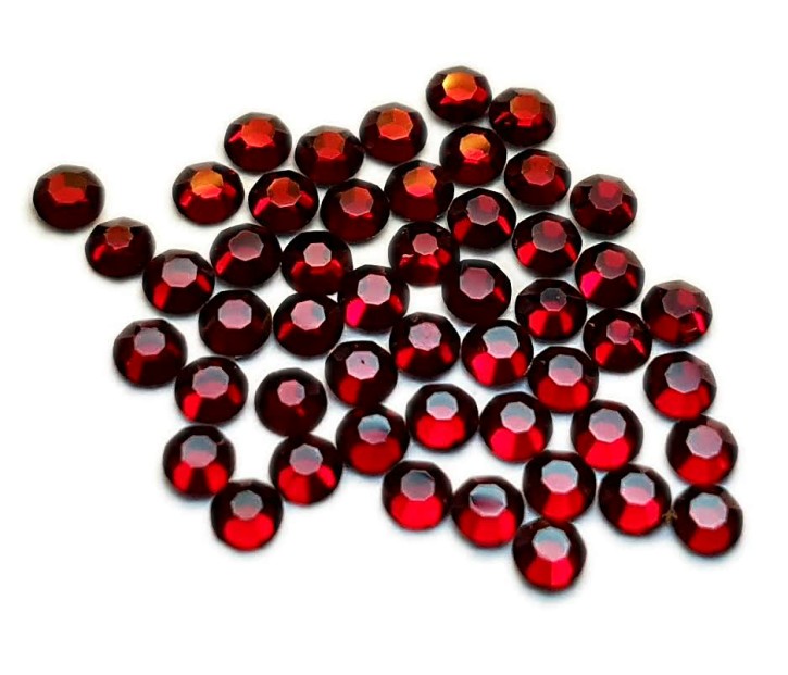 Swarovski Strass Siam, 50 p.